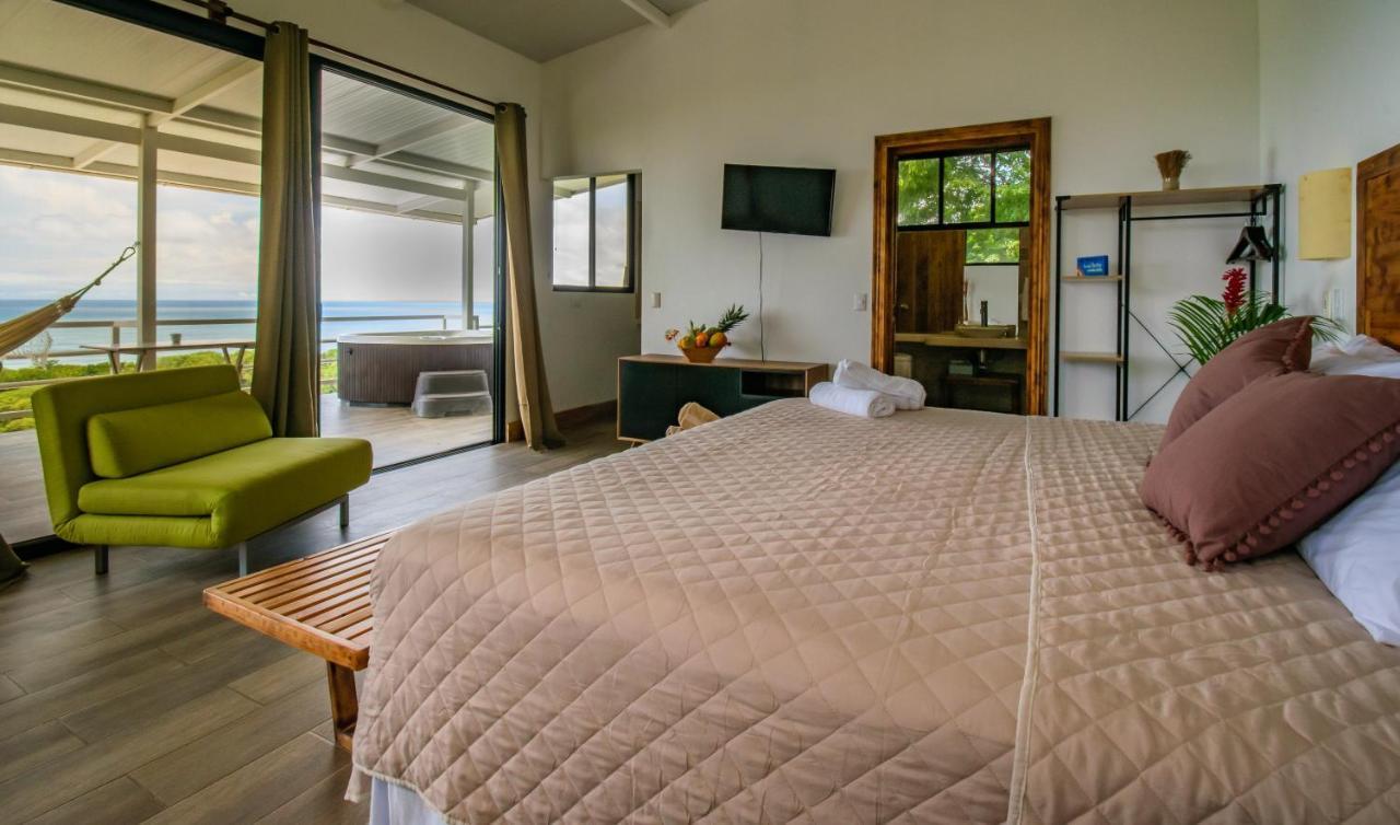 Funky Monkey Lodge Playa Santa Teresa  Екстер'єр фото