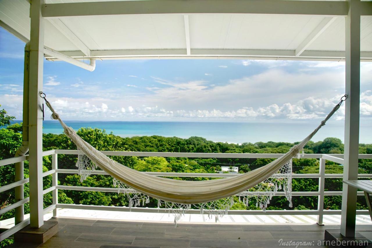 Funky Monkey Lodge Playa Santa Teresa  Екстер'єр фото