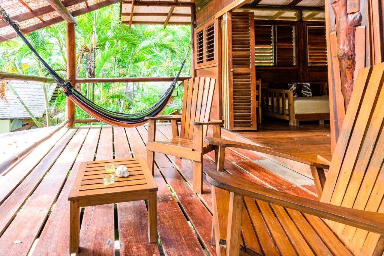 Funky Monkey Lodge Playa Santa Teresa  Екстер'єр фото