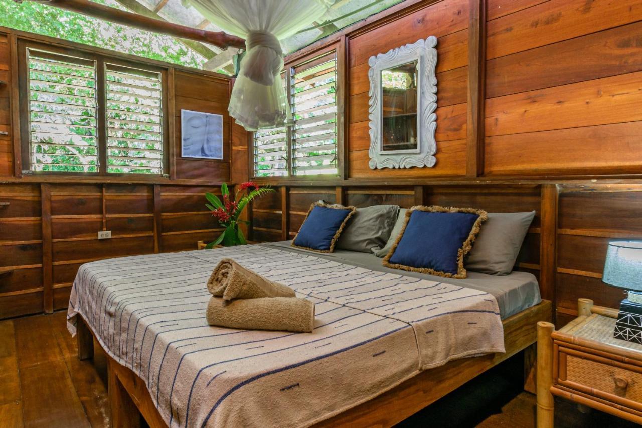 Funky Monkey Lodge Playa Santa Teresa  Екстер'єр фото