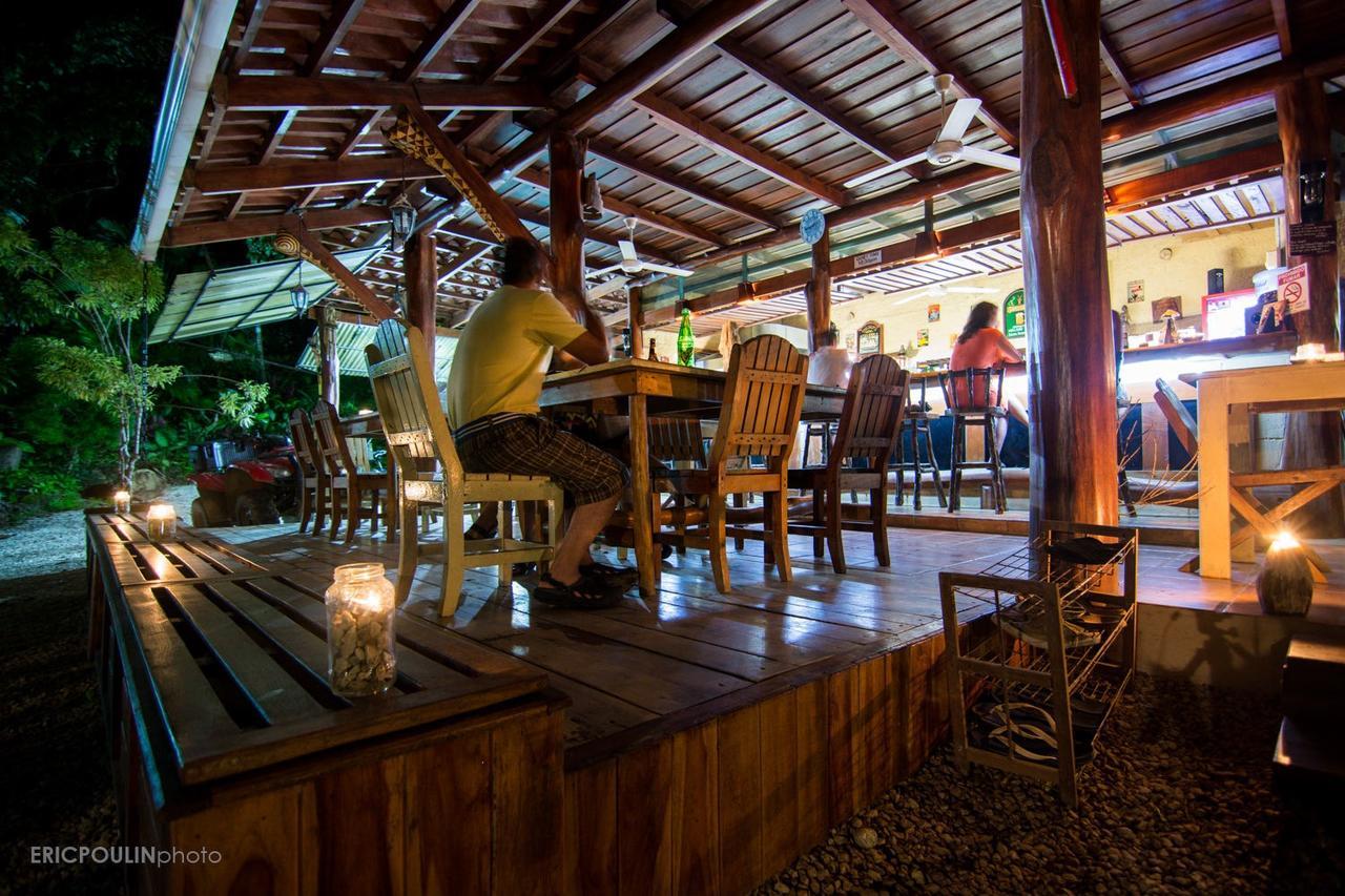 Funky Monkey Lodge Playa Santa Teresa  Екстер'єр фото