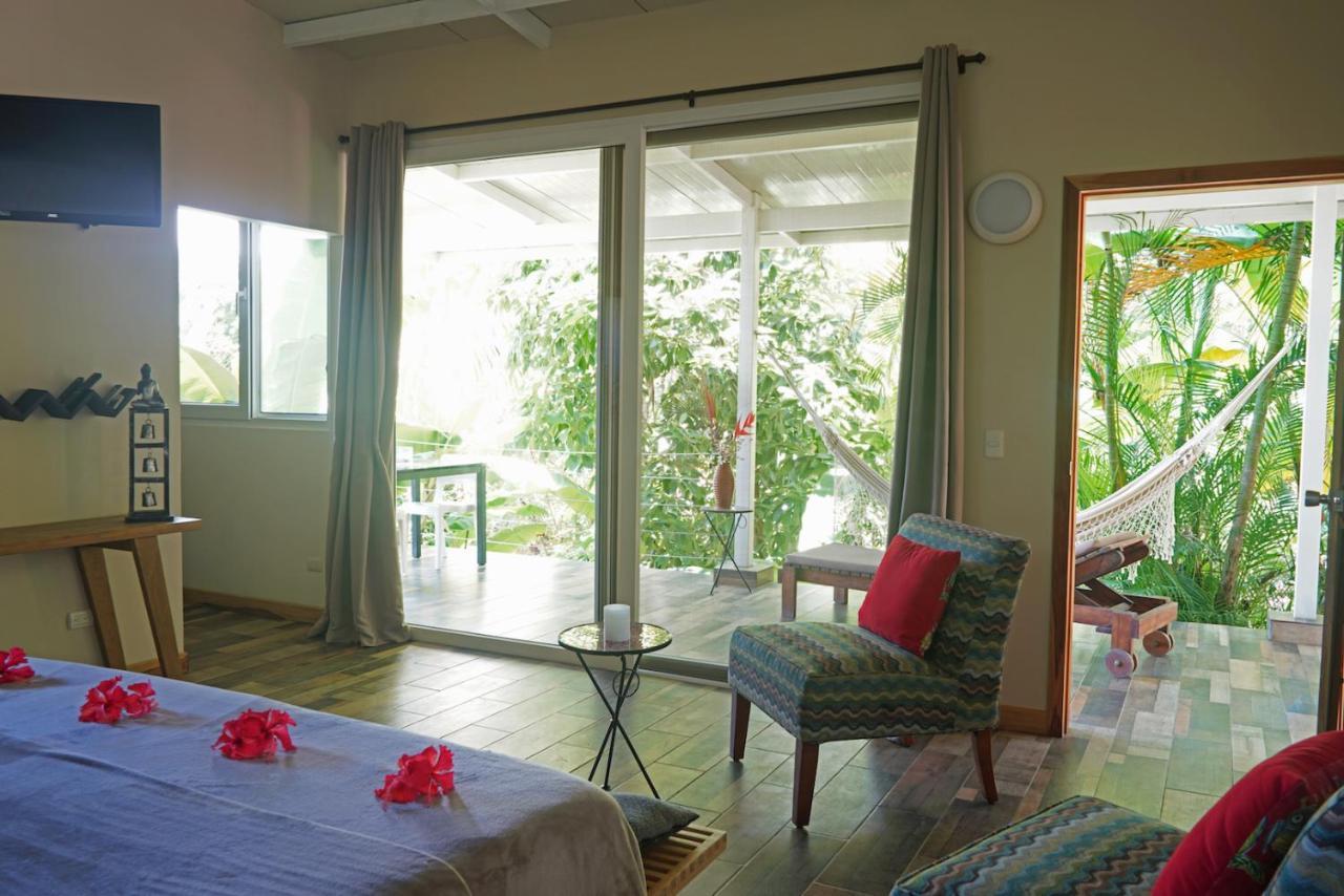 Funky Monkey Lodge Playa Santa Teresa  Екстер'єр фото