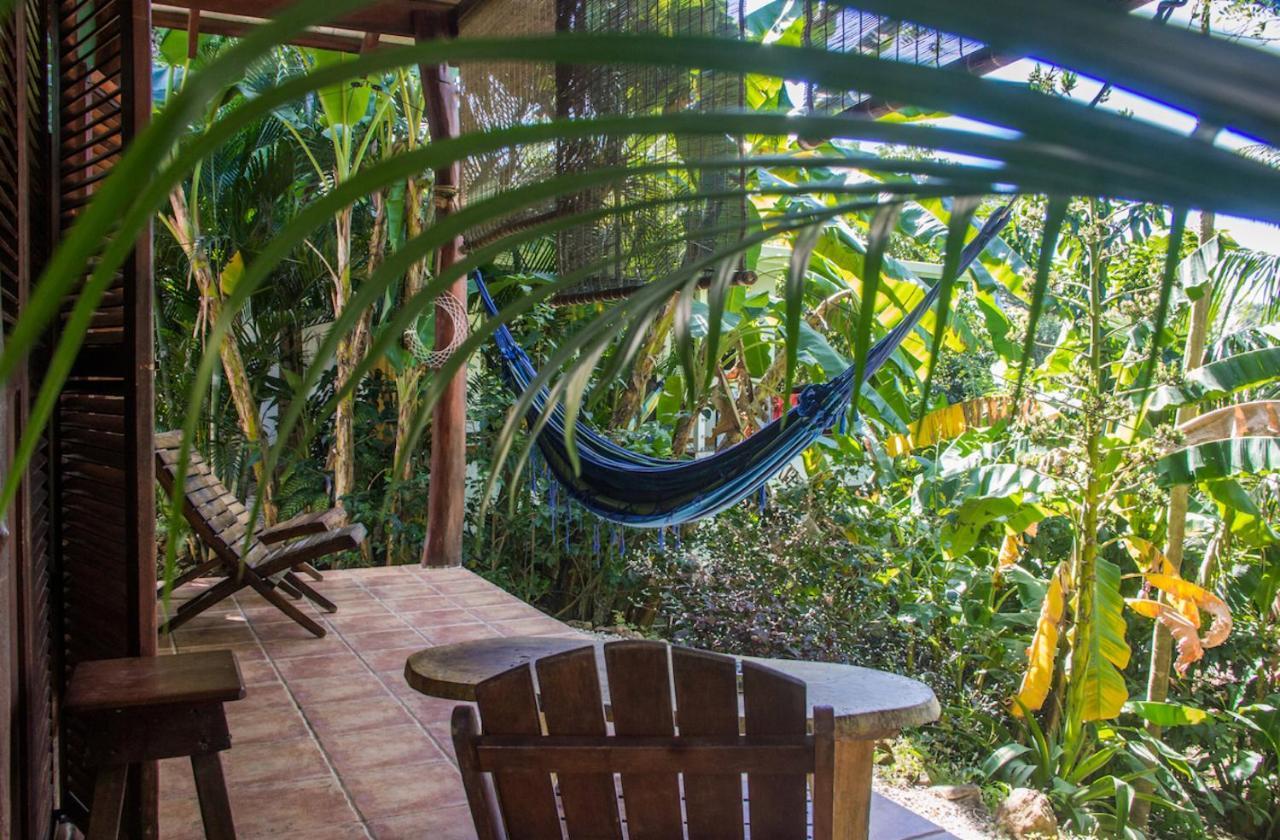 Funky Monkey Lodge Playa Santa Teresa  Екстер'єр фото